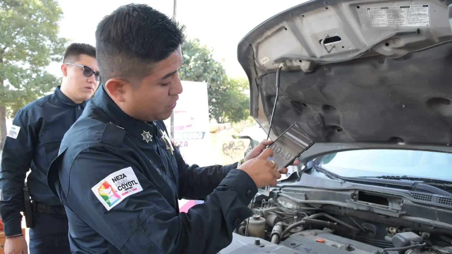 Inicia Neza programa gratuito de grabado de autopartes contra el robo de autos